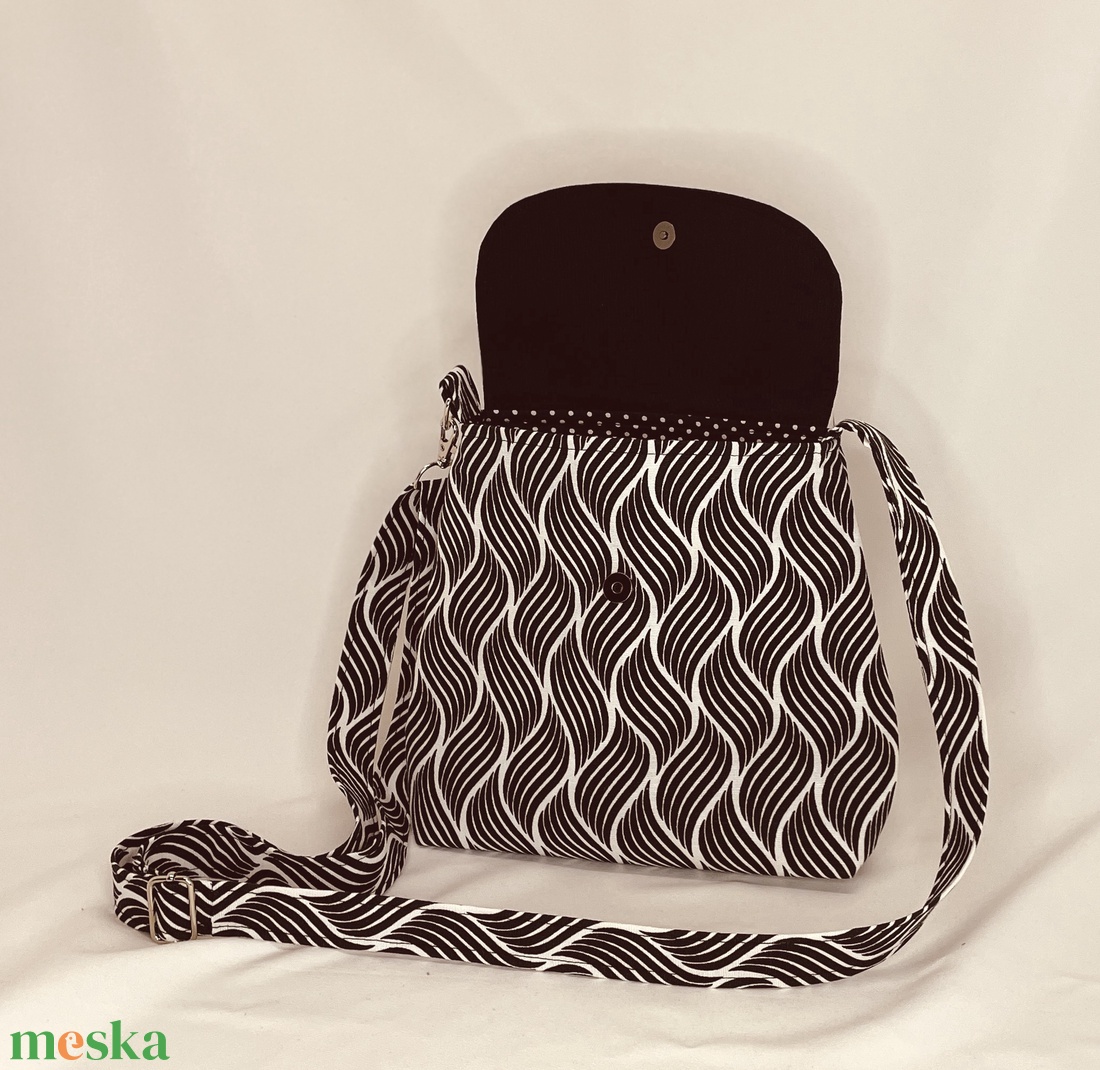 Mintás női oldaltáska - táska & tok - kézitáska & válltáska - vállon átvethető táska - Meska.hu