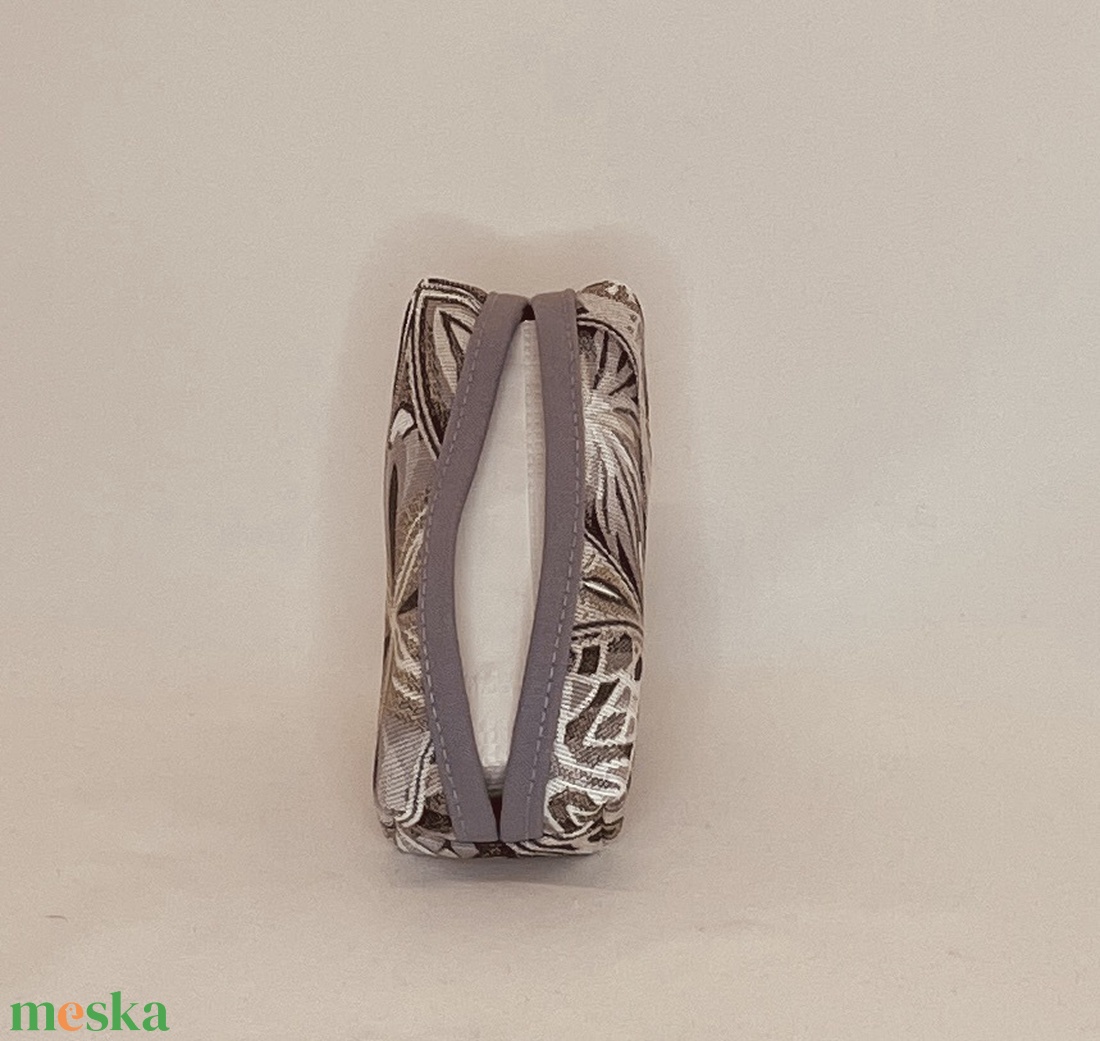 Vászon zsebkendőtartó - táska & tok - pénztárca & más tok - zsebkendőtartó tok - Meska.hu