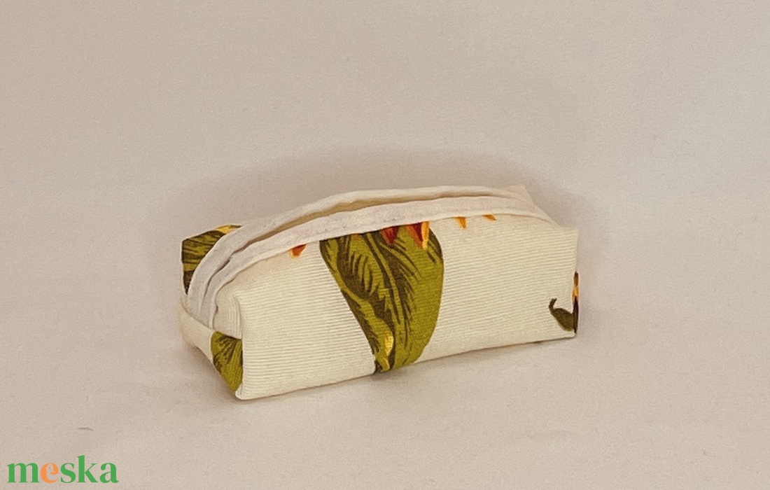 Vászon zsebkendőtartó - táska & tok - pénztárca & más tok - zsebkendőtartó tok - Meska.hu