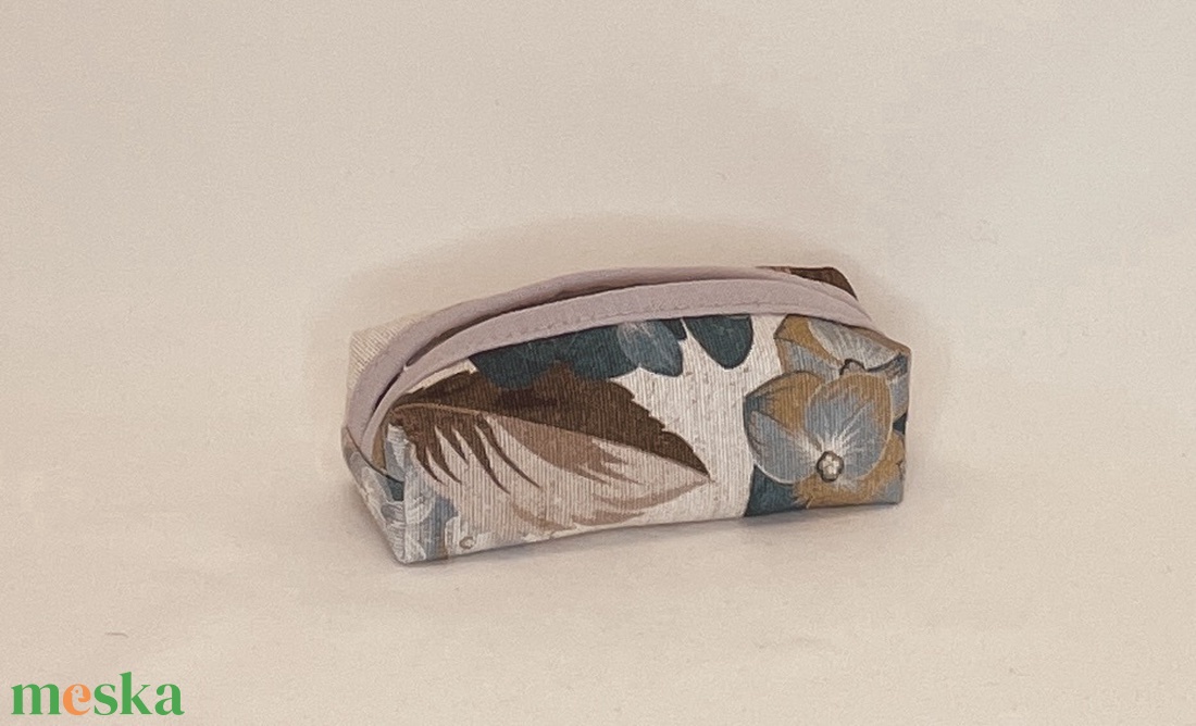 Vászon zsebkendőtartó - táska & tok - pénztárca & más tok - zsebkendőtartó tok - Meska.hu