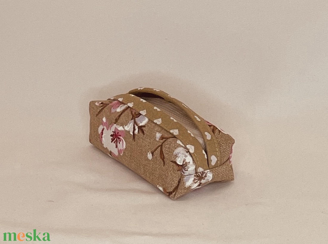 Vászon zsebkendőtartó - táska & tok - pénztárca & más tok - zsebkendőtartó tok - Meska.hu