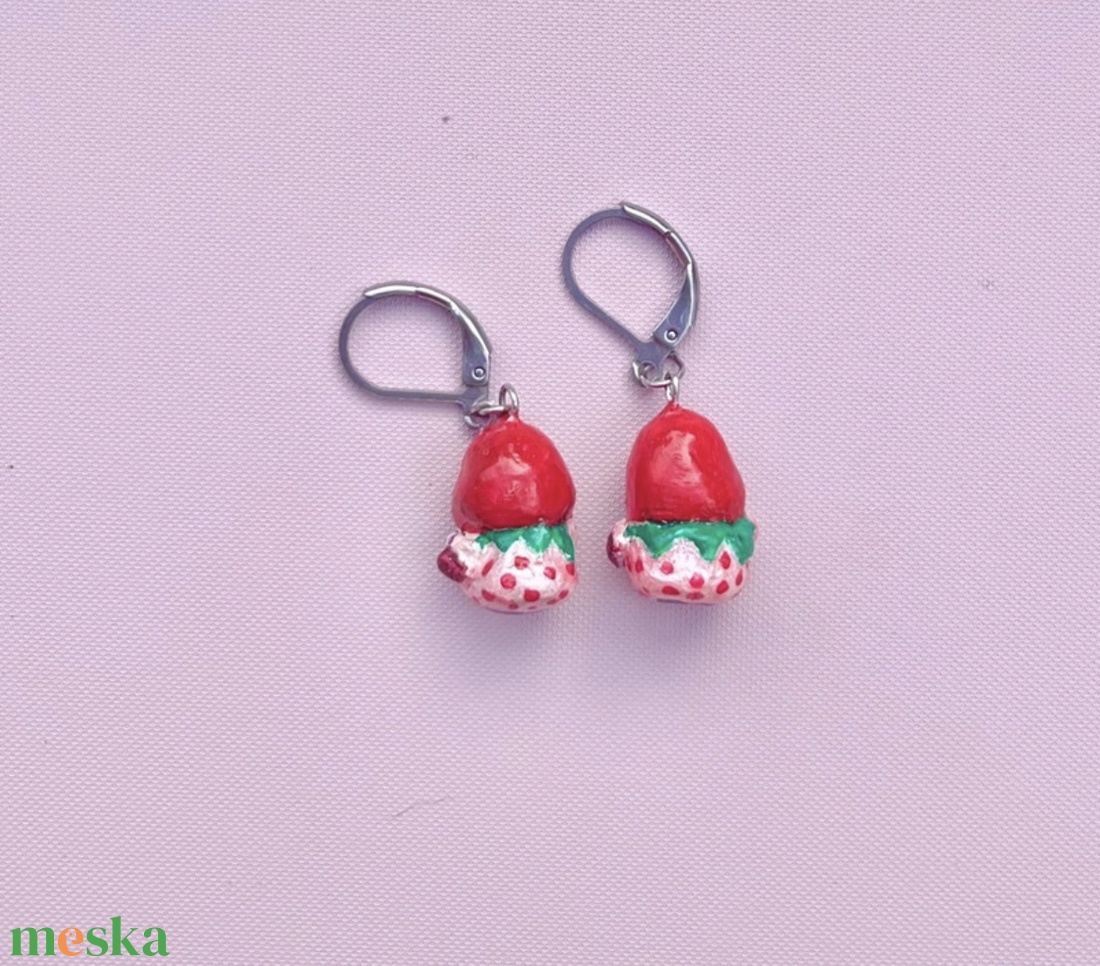 Hello Kitty fülbevaló - ékszer - fülbevaló - lógó fülbevaló - Meska.hu Hello Kitty fülbevaló - ékszer - fülbevaló - lógó fülbevaló - Meska.hu