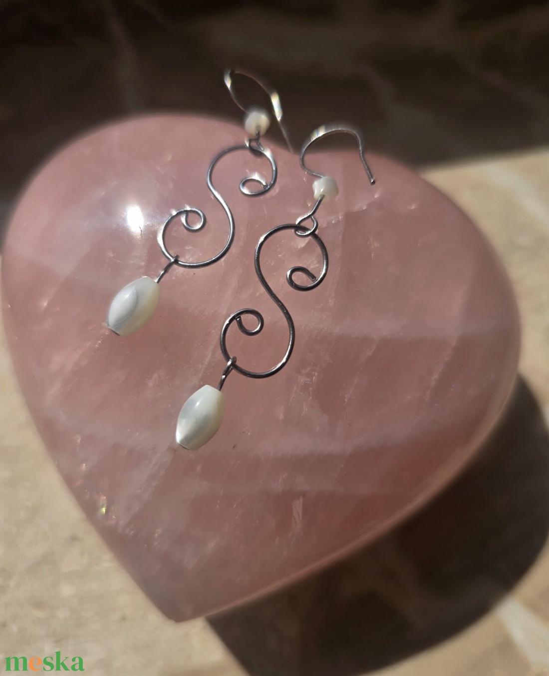 /Gyöngyház fülbevaló  - ékszer - fülbevaló - lógó fülbevaló - Meska.hu