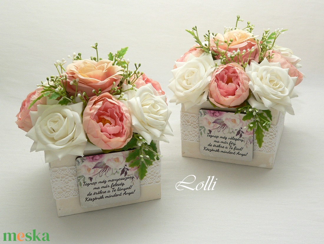 Barack rózsás szülőköszöntő virágdobozok párban - esküvő - emlék & ajándék - szülőköszöntő ajándék - Meska.hu
