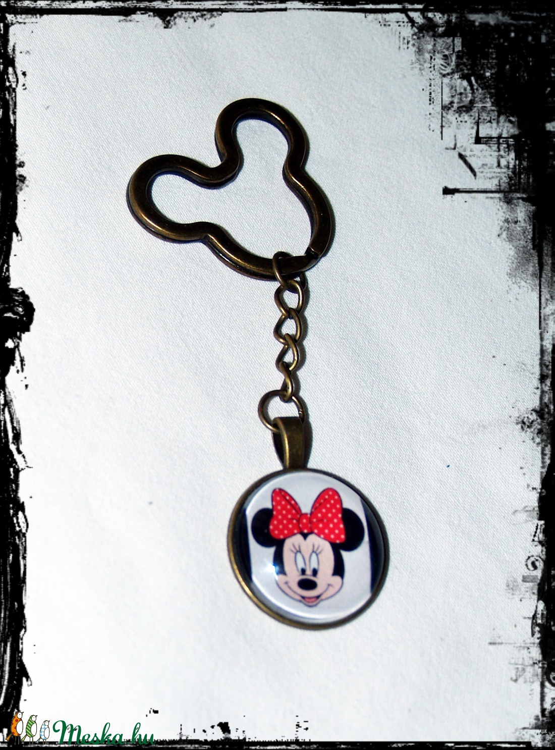 Mickey _-Minnie egér üveglencsés kulcstartó - táska & tok - kulcstartó & táskadísz - kulcstartó - Meska.hu