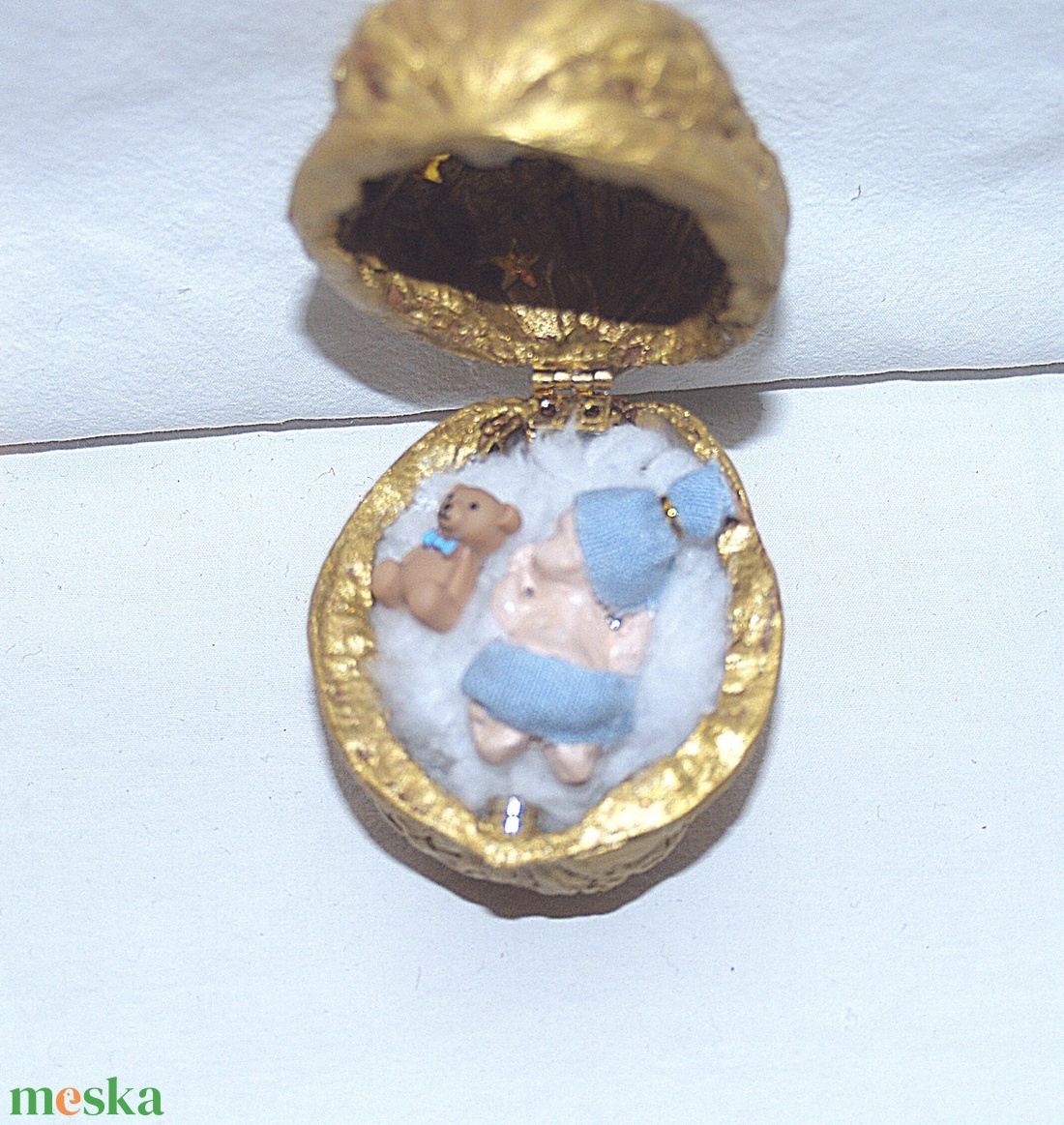 Gender reveal- Egy dió, benne egy nagy csoda - baba - mama - babaemlékek - bababejelentők - Meska.hu