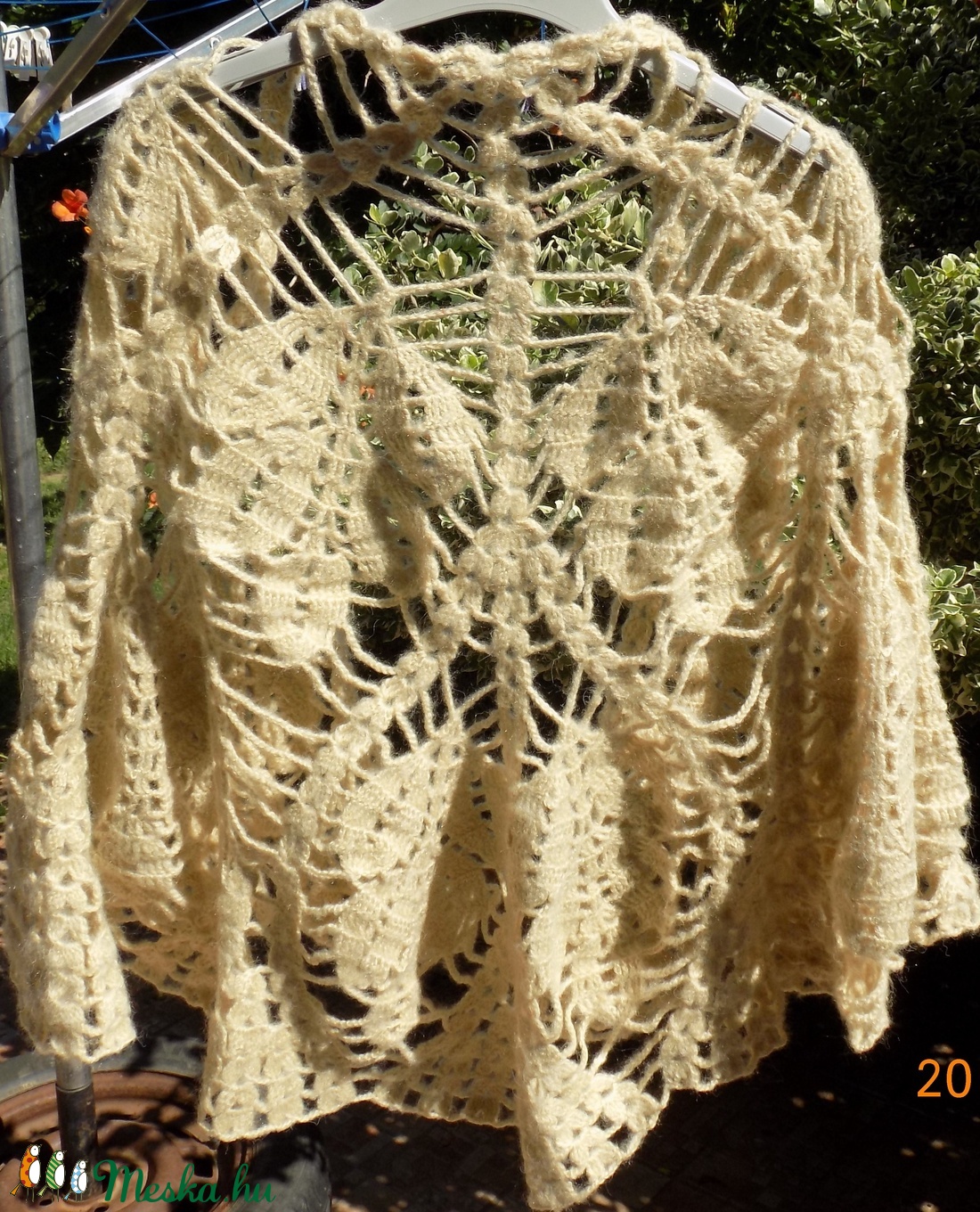 Ananász mintázatú beige színű vállkendő - - Meska.hu Ananász mintázatú beige színű vállkendő - - Meska.hu