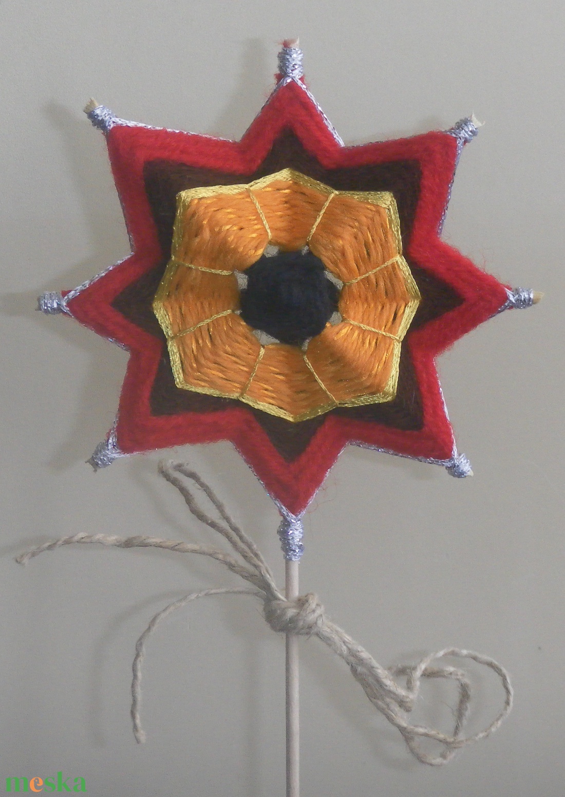 Fonal mandala virág piros - művészet - textilkép - egyéb - Meska.hu Fonal mandala virág piros - művészet - textilkép - egyéb - Meska.hu