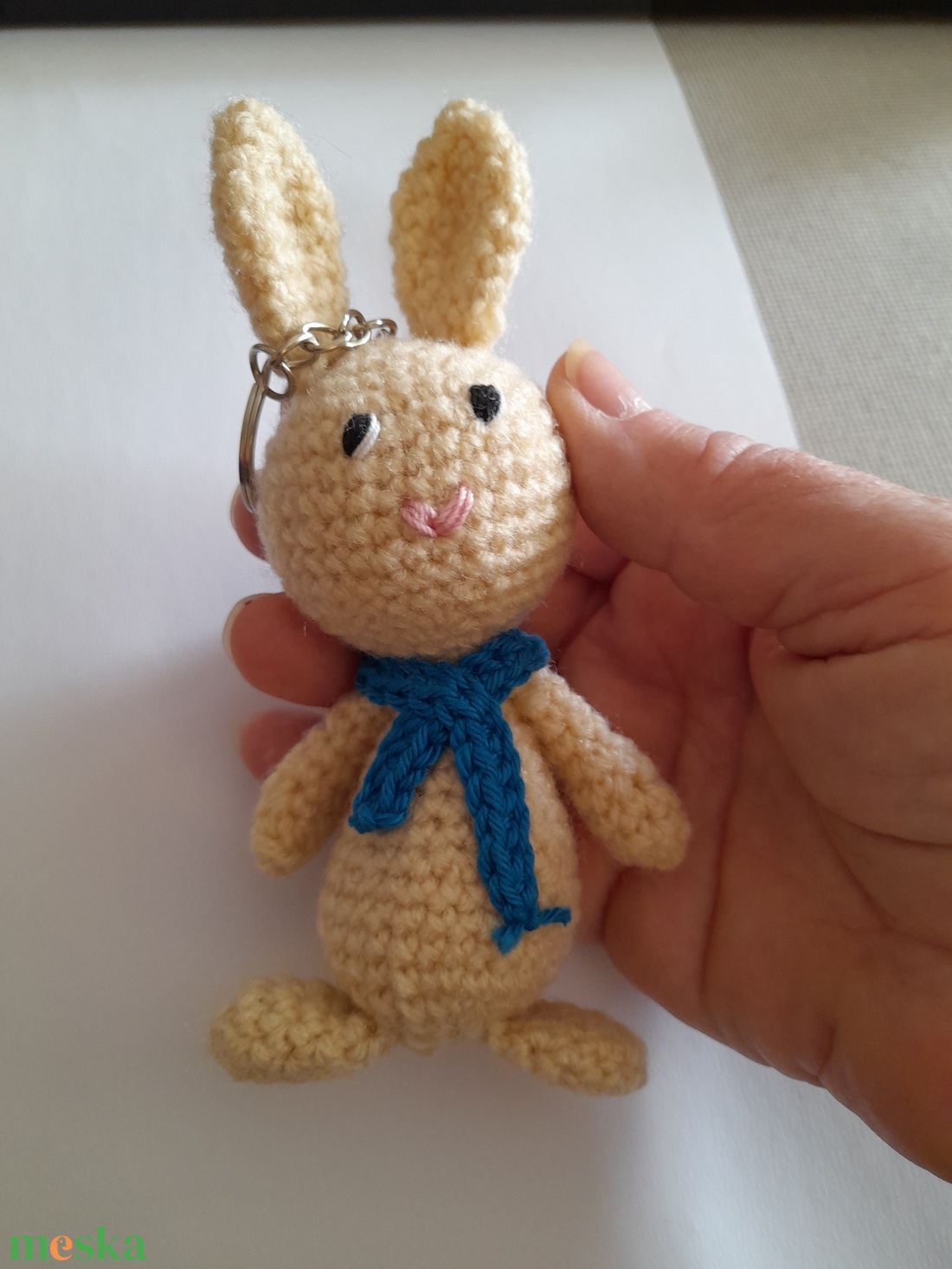 Nyuszi kulcstartó, vagy táskadísz - táska & tok - kulcstartó & táskadísz - táskaakasztó - Meska.hu