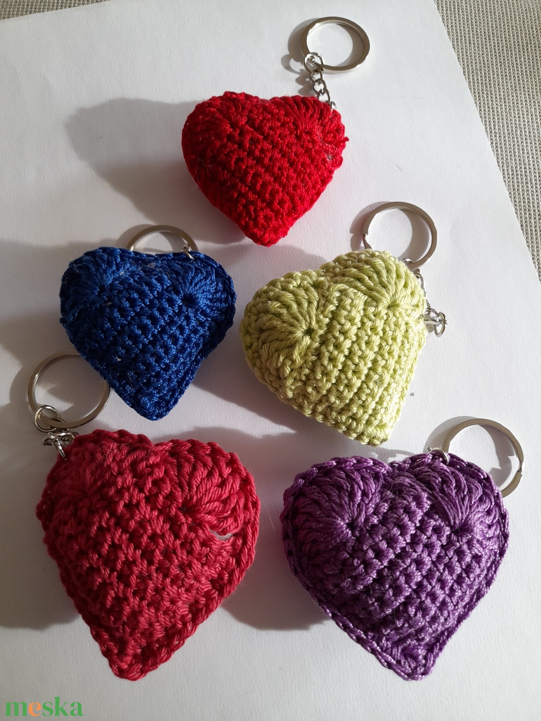Szivecskés kulcstartó, táskadísz  - táska & tok - kulcstartó & táskadísz - táskaakasztó - Meska.hu