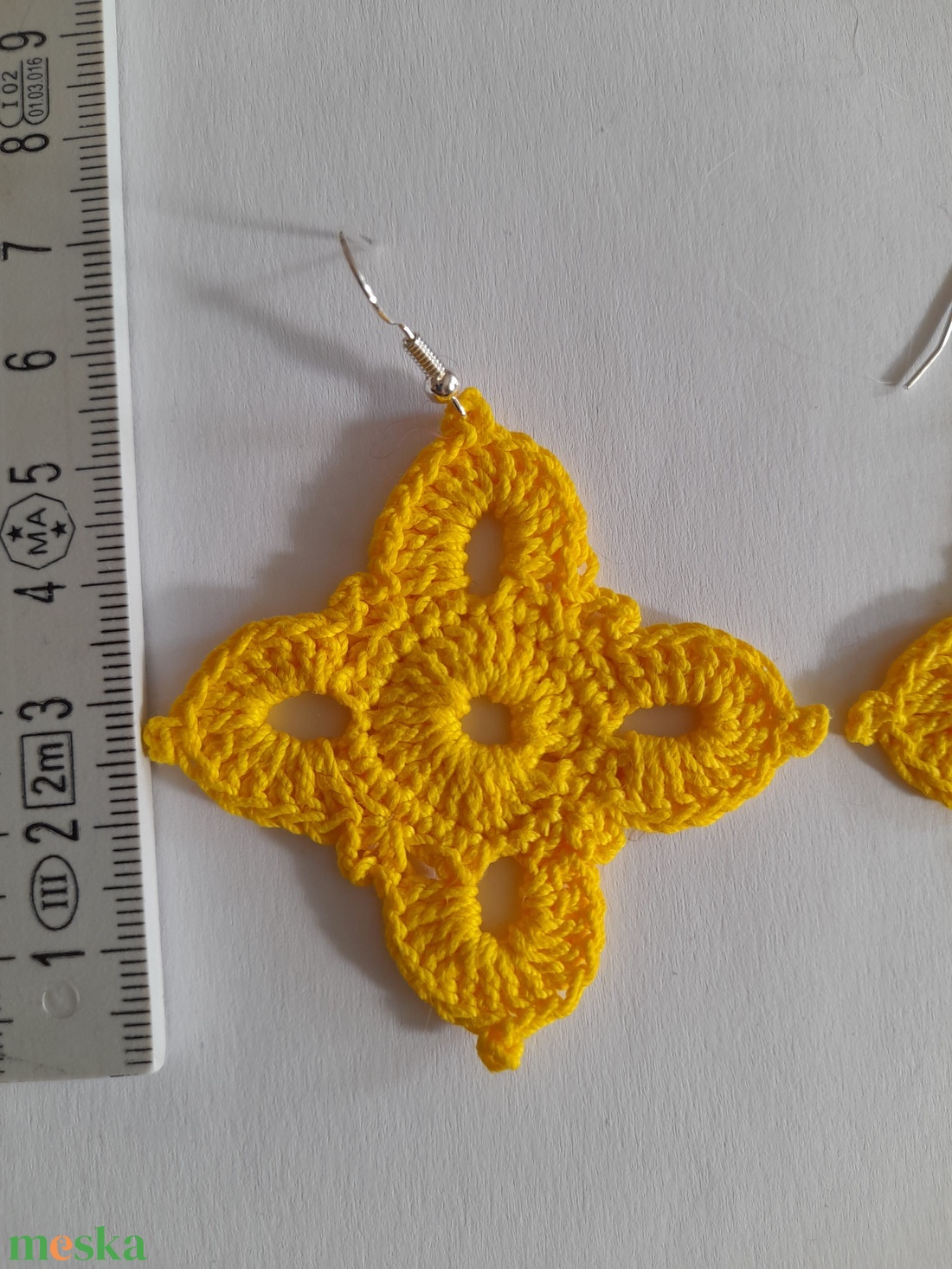 Horgolt fülbevaló, himző cérnából  - ékszer - fülbevaló - lógós kerek fülbevaló - Meska.hu