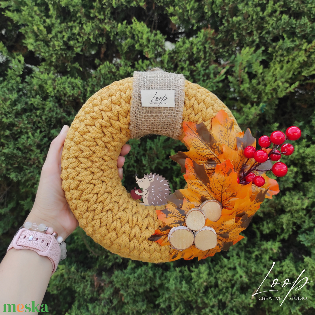 Hangulatos őszi ajtódísz kézzel horgolt alapon - otthon & életmód - dekoráció - ajtó- és ablak dekoráció - ajtódísz & kopogtató - Meska.hu