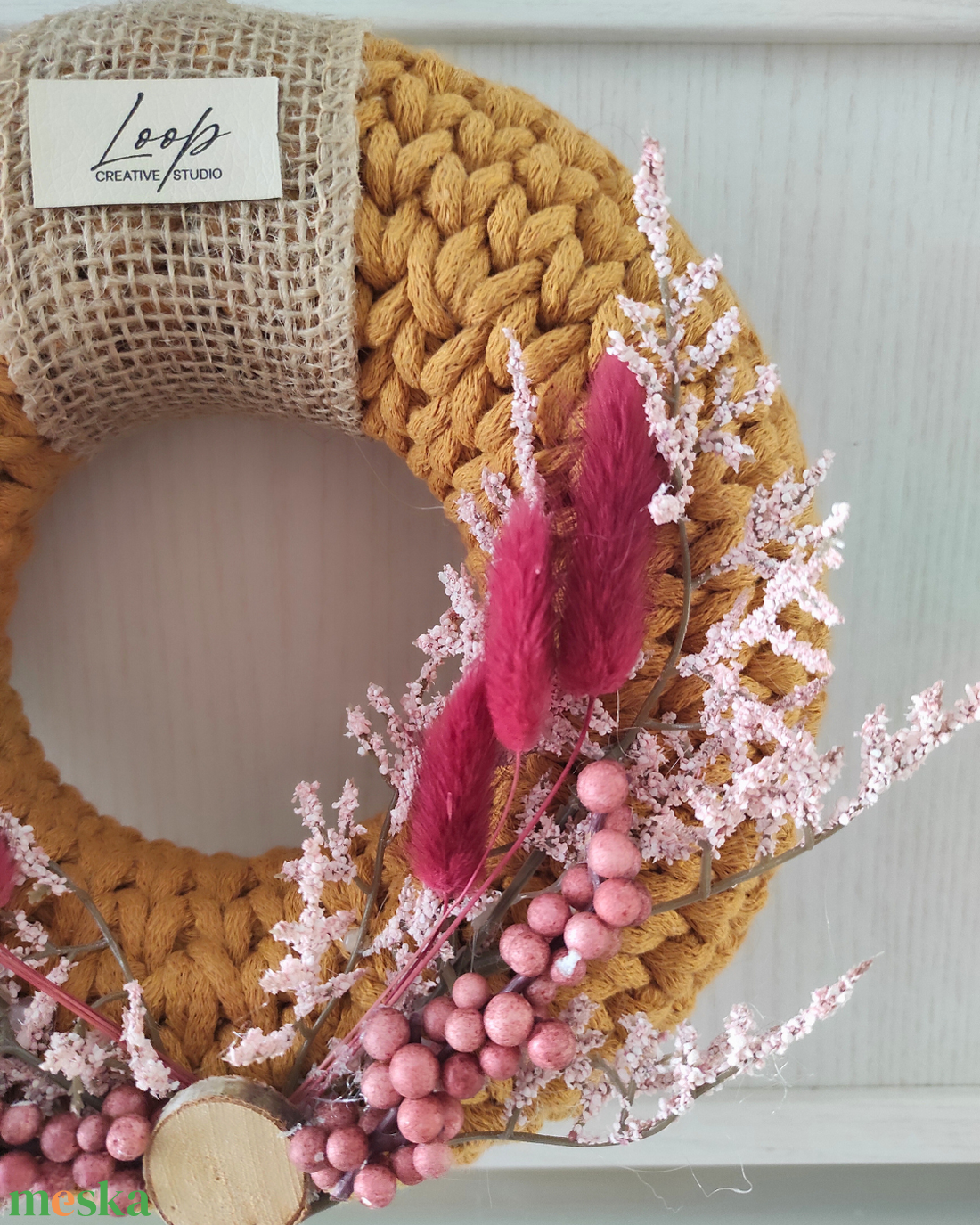 Őszi ajtódísz kézzel horgolt alapon okker sárga- bordó kombinációban - otthon & életmód - dekoráció - ajtó- és ablak dekoráció - ajtódísz & kopogtató - Meska.hu