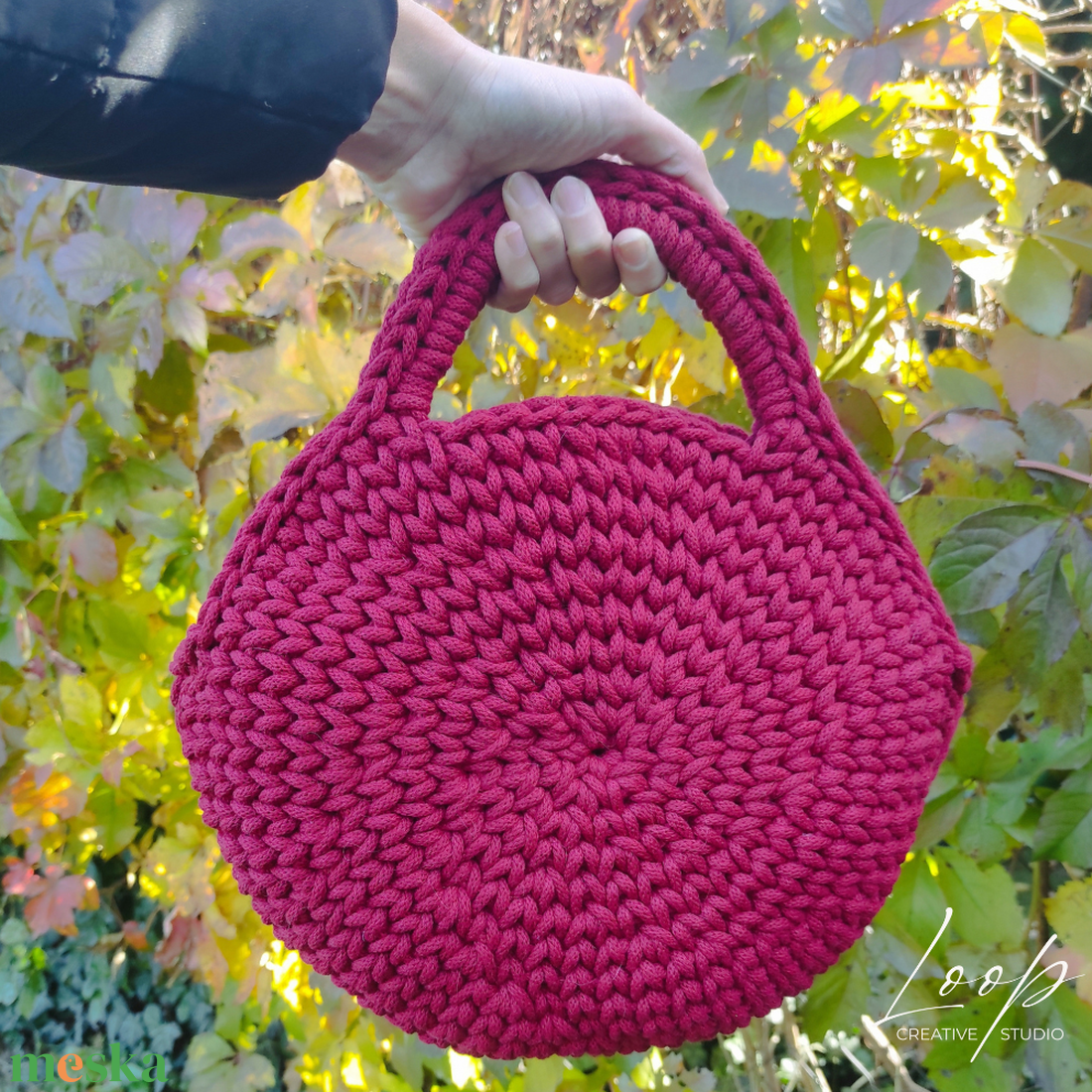 Kézzel horgolt kerek bordó táska - táska & tok - kézitáska & válltáska - kézitáska - Meska.hu Kézzel horgolt kerek bordó táska - táska & tok - kézitáska & válltáska - kézitáska - Meska.hu