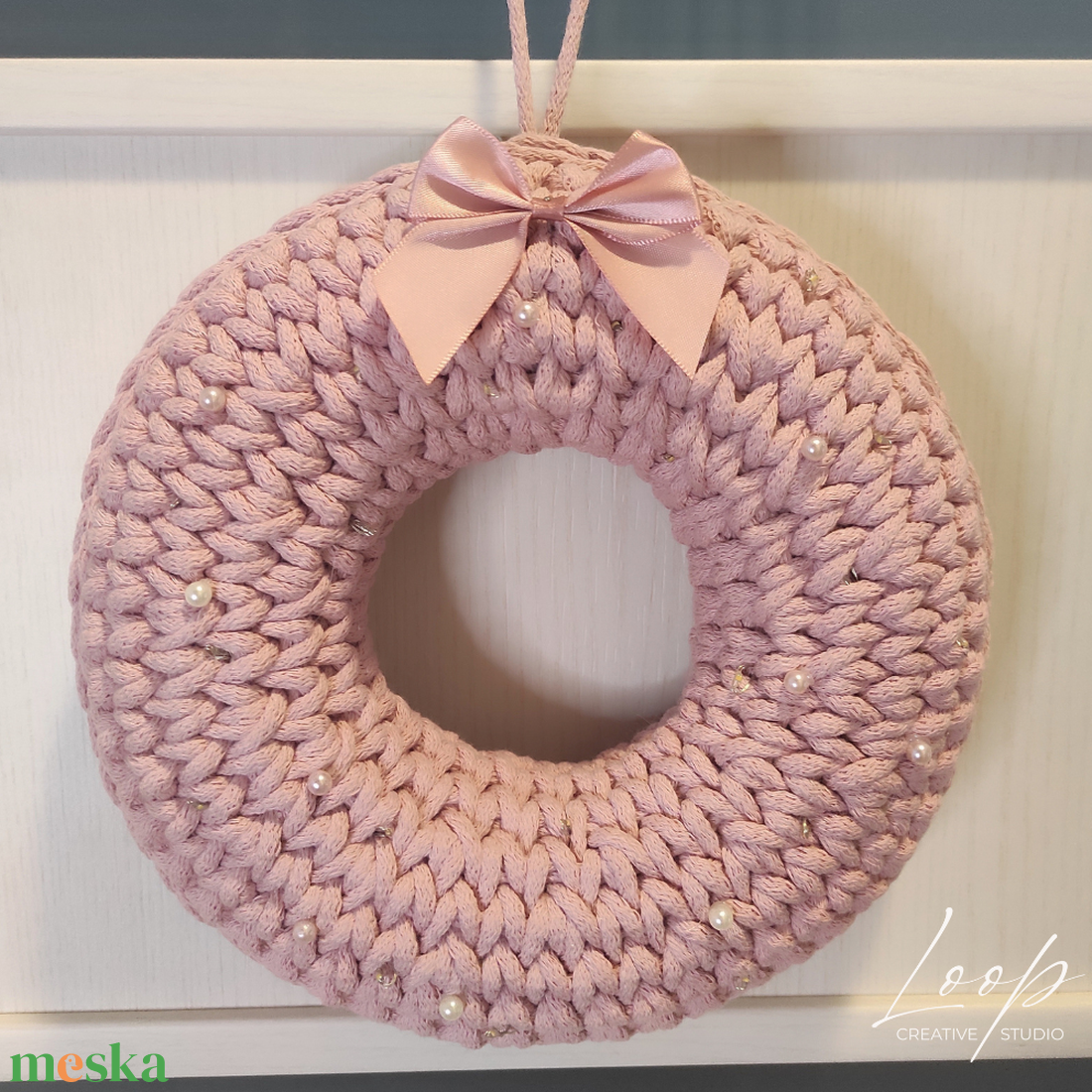 Horgolt, egyedi design karácsonyi ajtódísz -púder színben - karácsony - adventi díszek - adventi ajtódísz - Meska.hu Horgolt, egyedi design karácsonyi ajtódísz -púder színben - karácsony - adventi díszek - adventi ajtódísz - Meska.hu