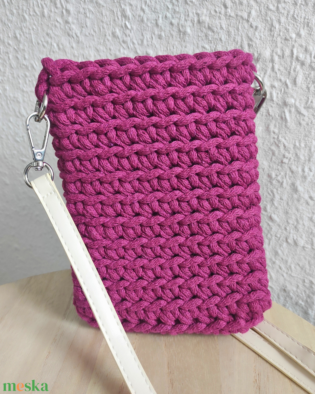 Telefontartó horgolva választható színekben  keresztpántos mobiltok - táska & tok - pénztárca & más tok - telefontok - Meska.hu