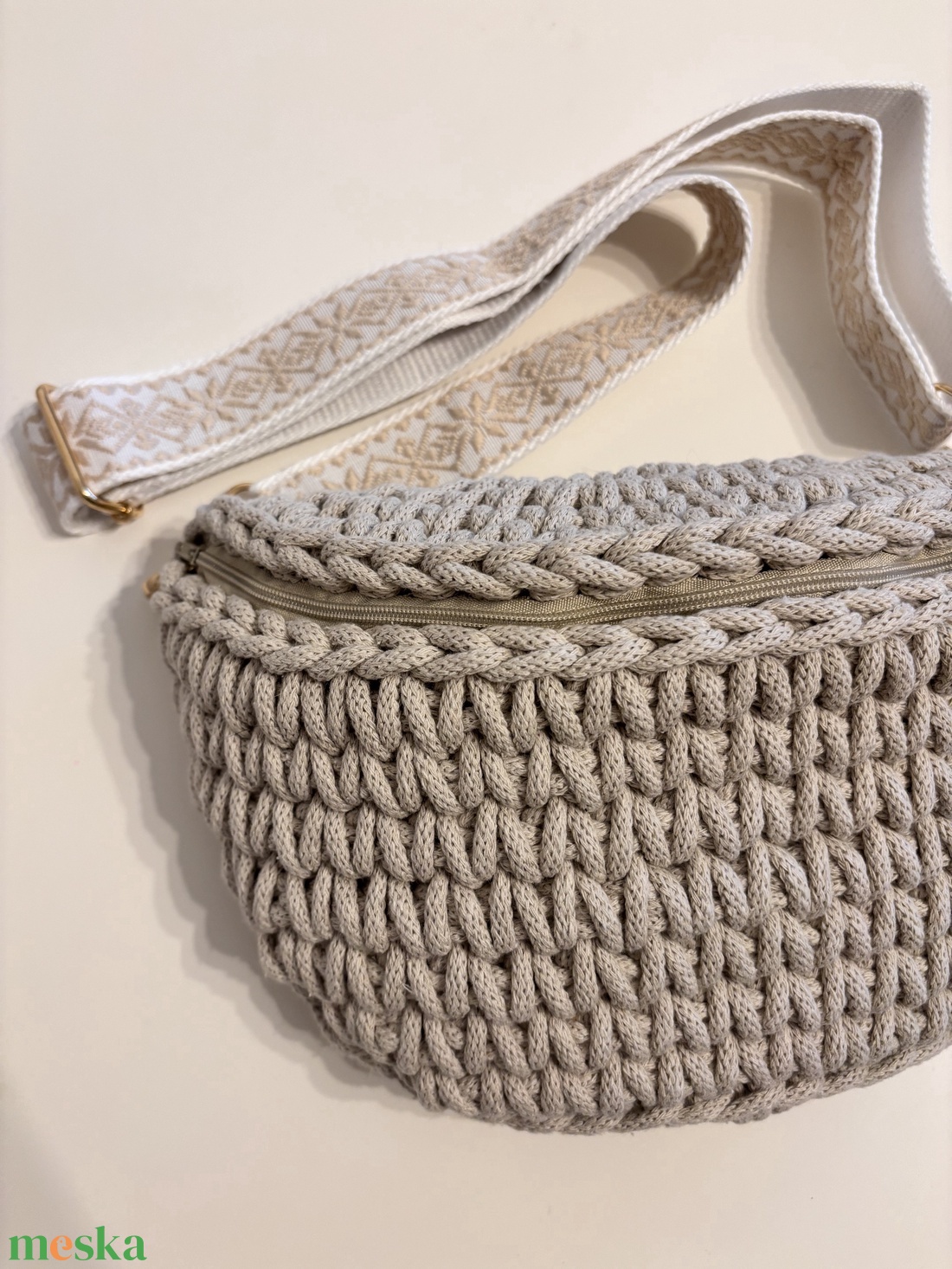 Horgolt crossbody bag - táska & tok - kézitáska & válltáska - vállon átvethető táska - Meska.hu