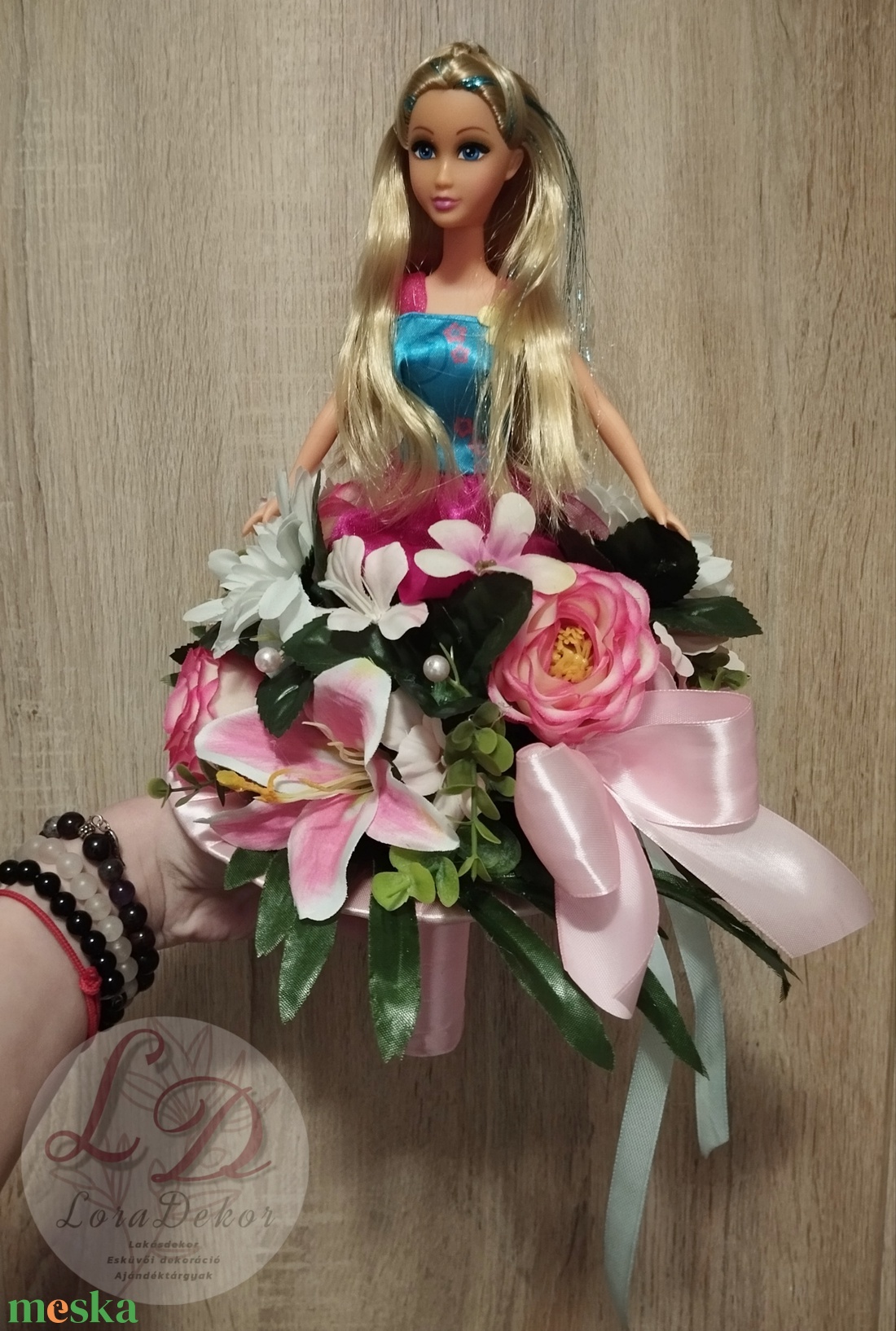Barbie csokor - otthon & életmód - dekoráció - virágdísz és tartó - csokor & virágdísz - Meska.hu