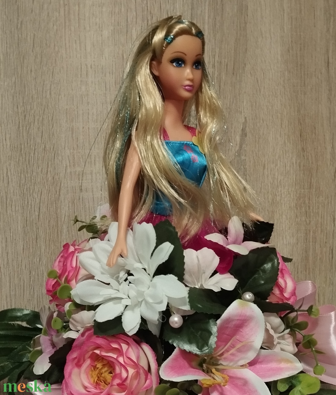 Barbie csokor - otthon & életmód - dekoráció - virágdísz és tartó - csokor & virágdísz - Meska.hu