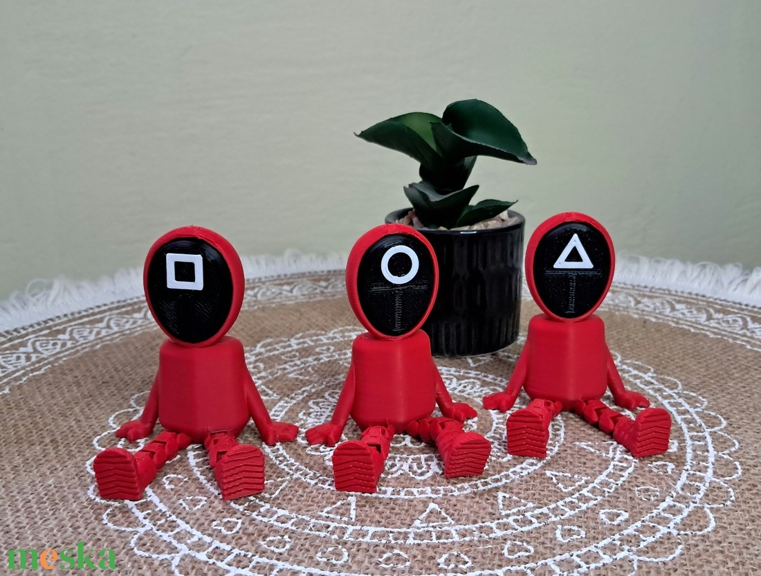Squid Game figurák  - otthon & életmód - dekoráció - dísztárgy - Meska.hu