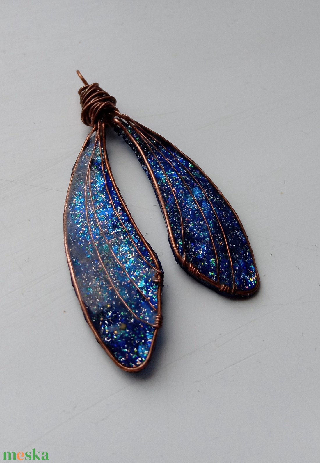 Galaxy rovarszárny-epoxi medál - ékszer - nyaklánc - medál - Meska.hu