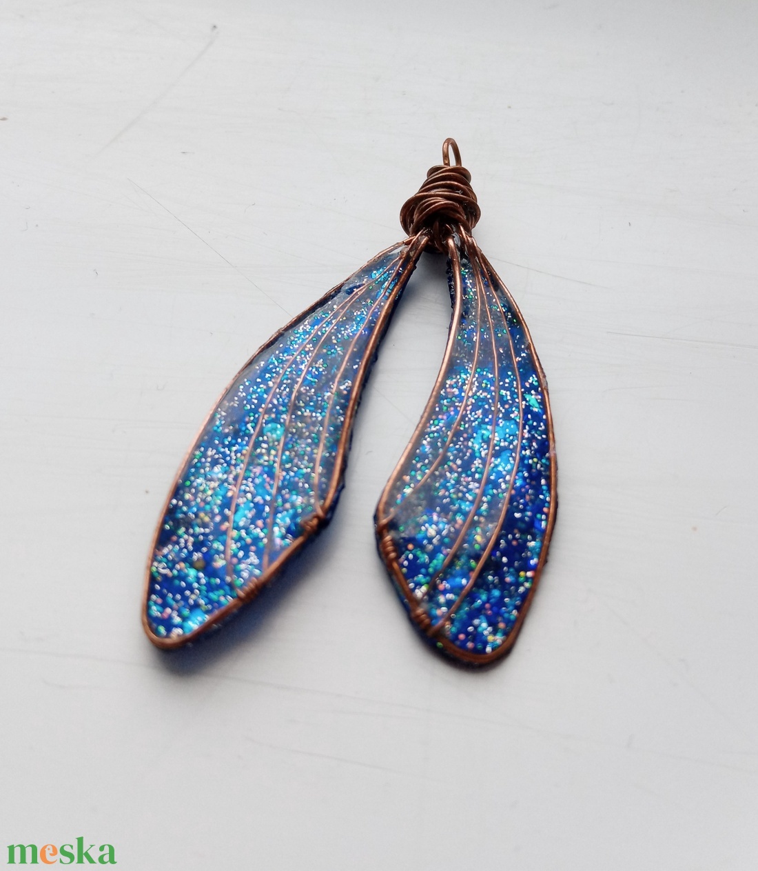 Galaxy rovarszárny-epoxi medál - ékszer - nyaklánc - medál - Meska.hu