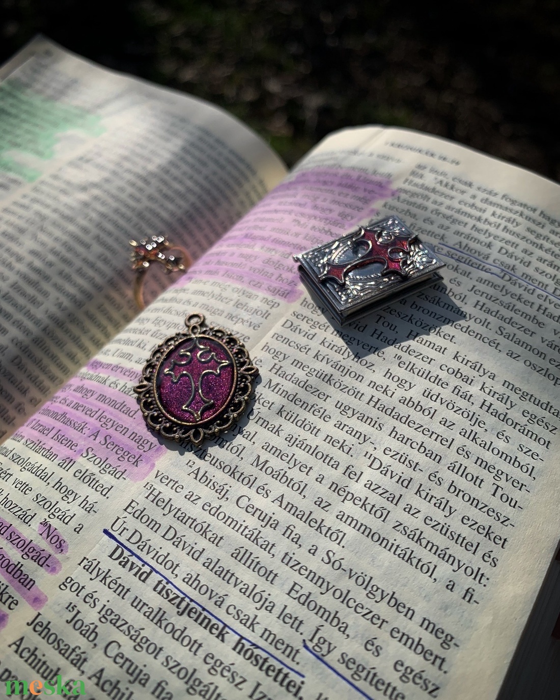 Lila-ezüst kereszt-biblia kiskönyv medál  - ékszer - nyaklánc - medál - Meska.hu