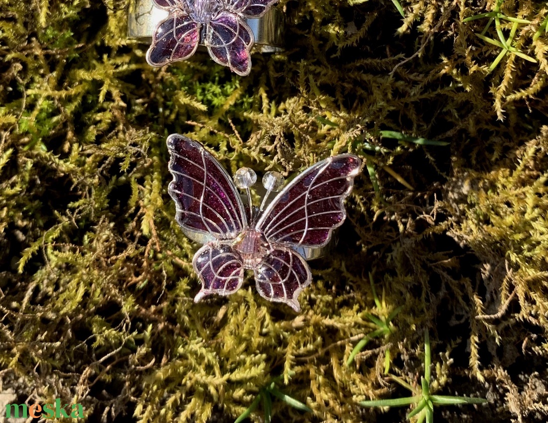 Lila pillangós gyűrű - ékszer - gyűrű - figurális gyűrű - Meska.hu Lila pillangós gyűrű - ékszer - gyűrű - figurális gyűrű - Meska.hu