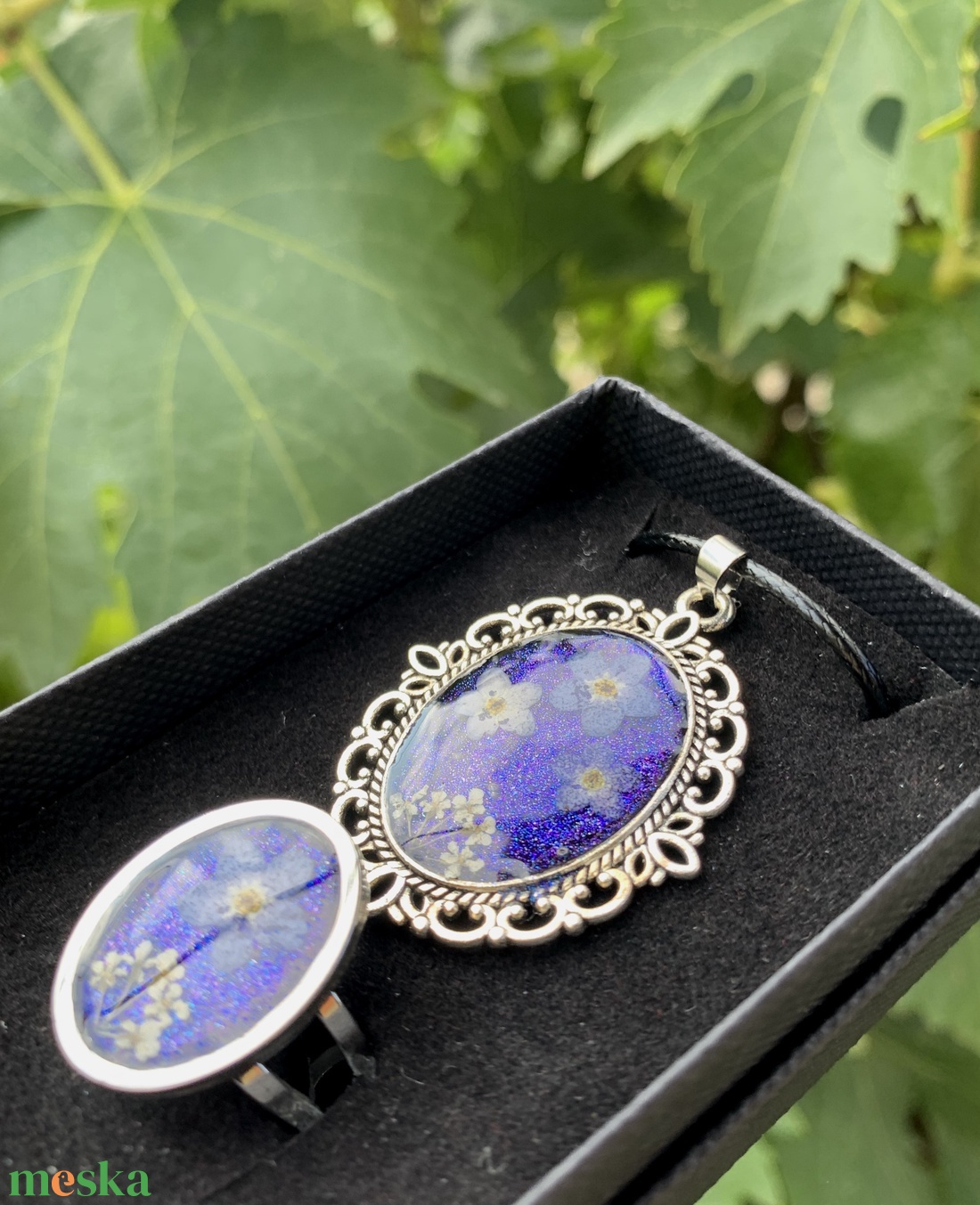 Tengerészkék nyaklánc-gyűrű ékszerszett - ékszer - ékszerszett - Meska.hu