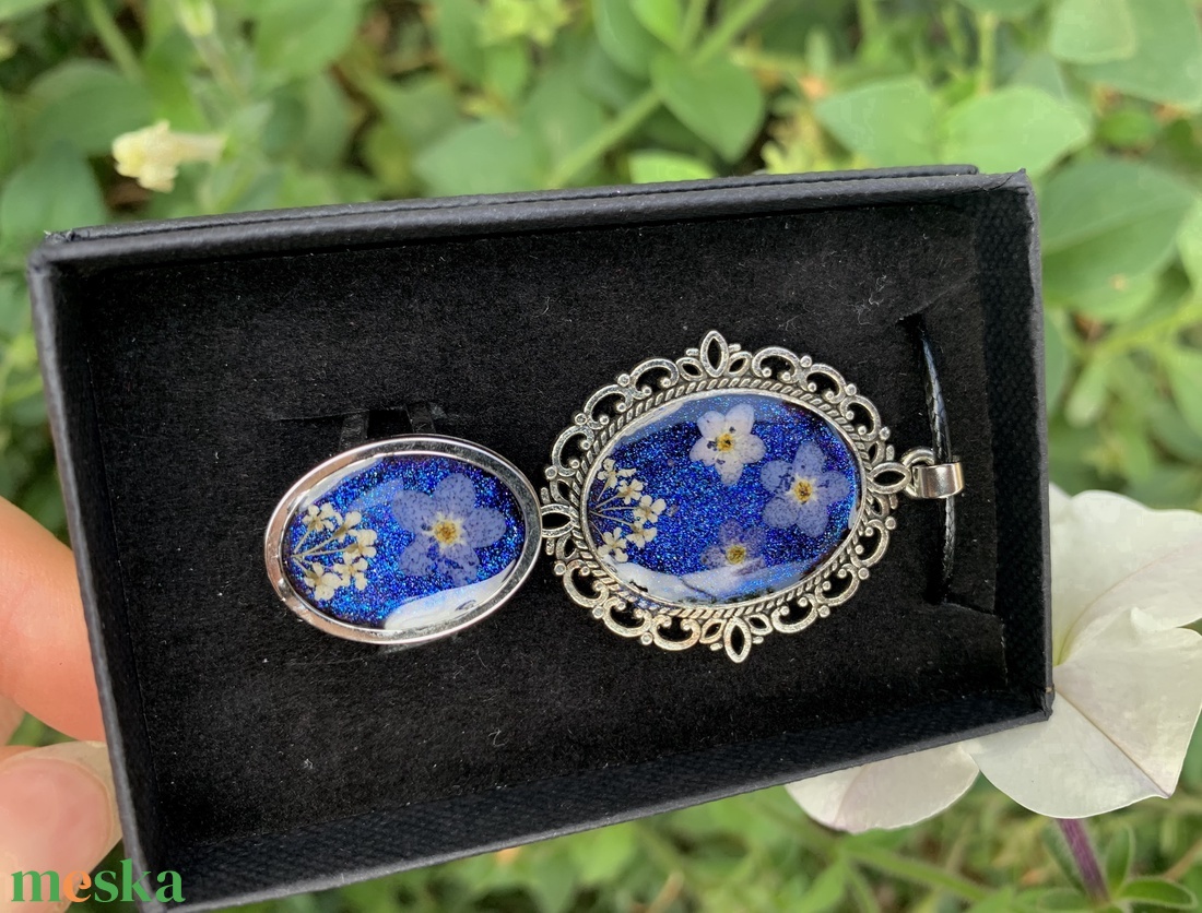 Tengerészkék nyaklánc-gyűrű ékszerszett - ékszer - ékszerszett - Meska.hu