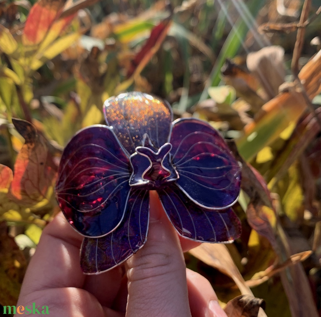 Lila orchidea epoxy hajcsat - ruha & divat - hajdísz & hajcsat - hajdísz - Meska.hu