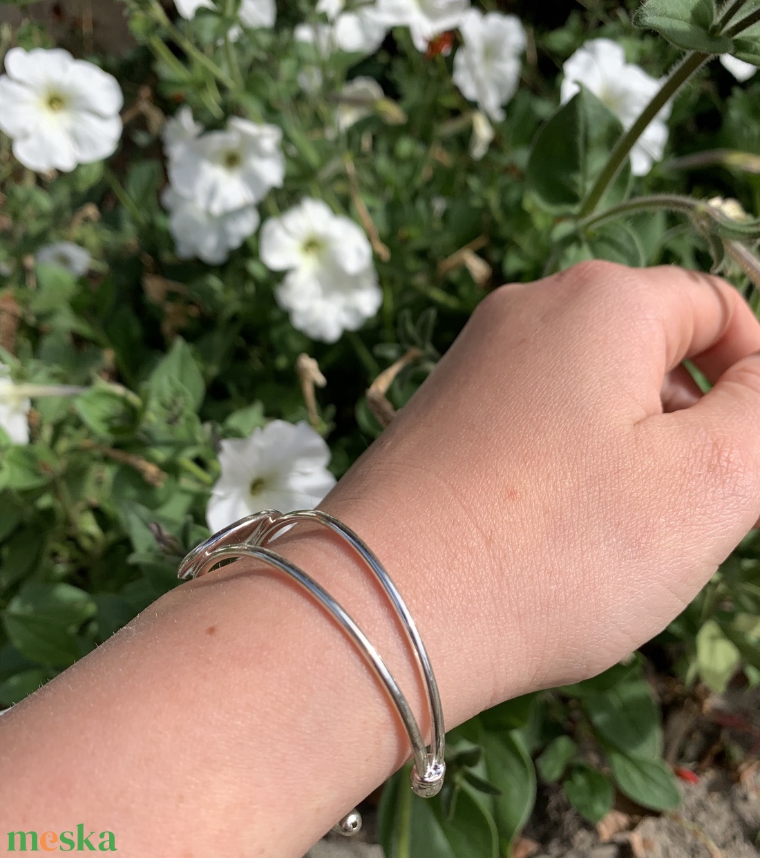 Lila csillámos pillangós epoxy karkötő - ékszer - karkötő - karperec - Meska.hu