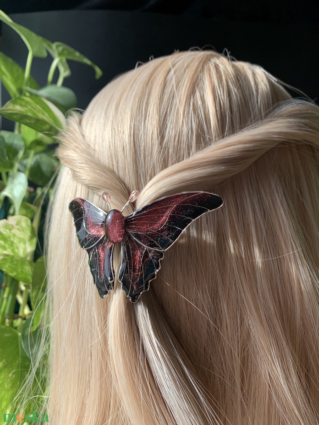 Piros-fekete pillangós hajcsat - ruha & divat - hajdísz & hajcsat - hajdísz - Meska.hu