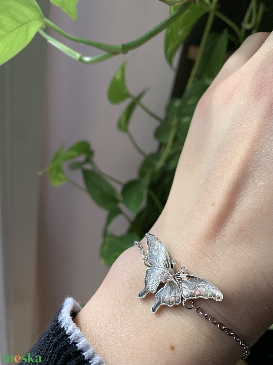 Ezüst pillangós karkötő - ékszer - karkötő - karkötő medállal - Meska.hu