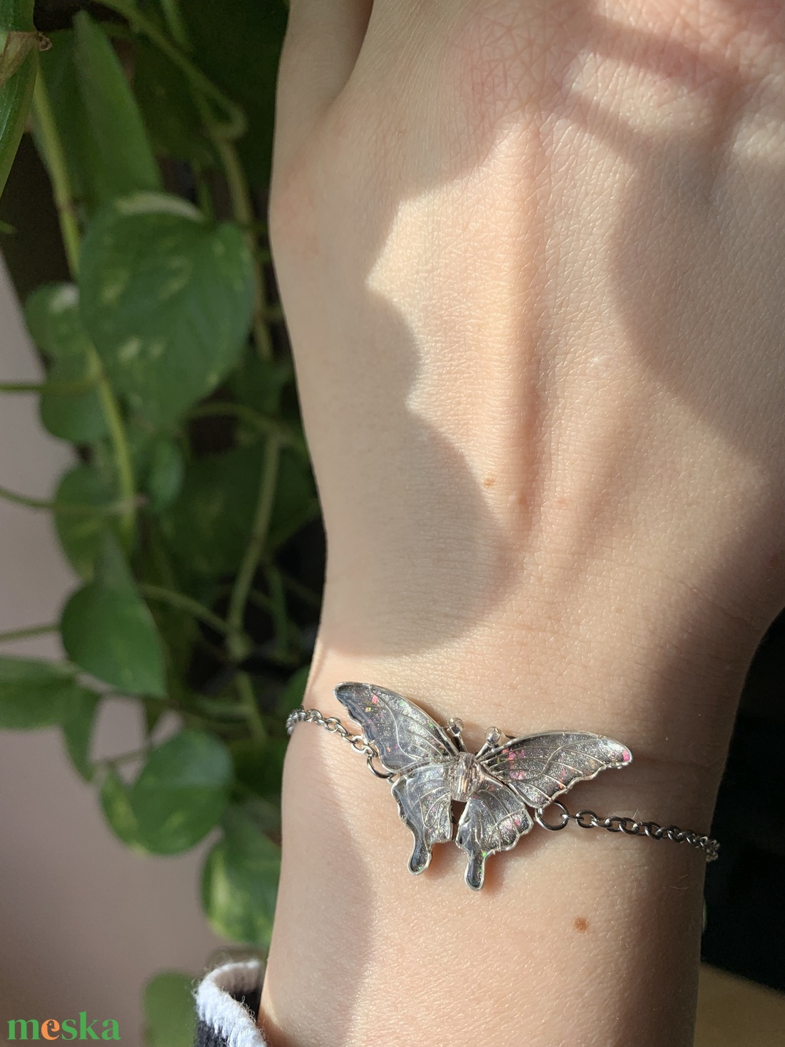 Ezüst pillangós karkötő - ékszer - karkötő - karkötő medállal - Meska.hu