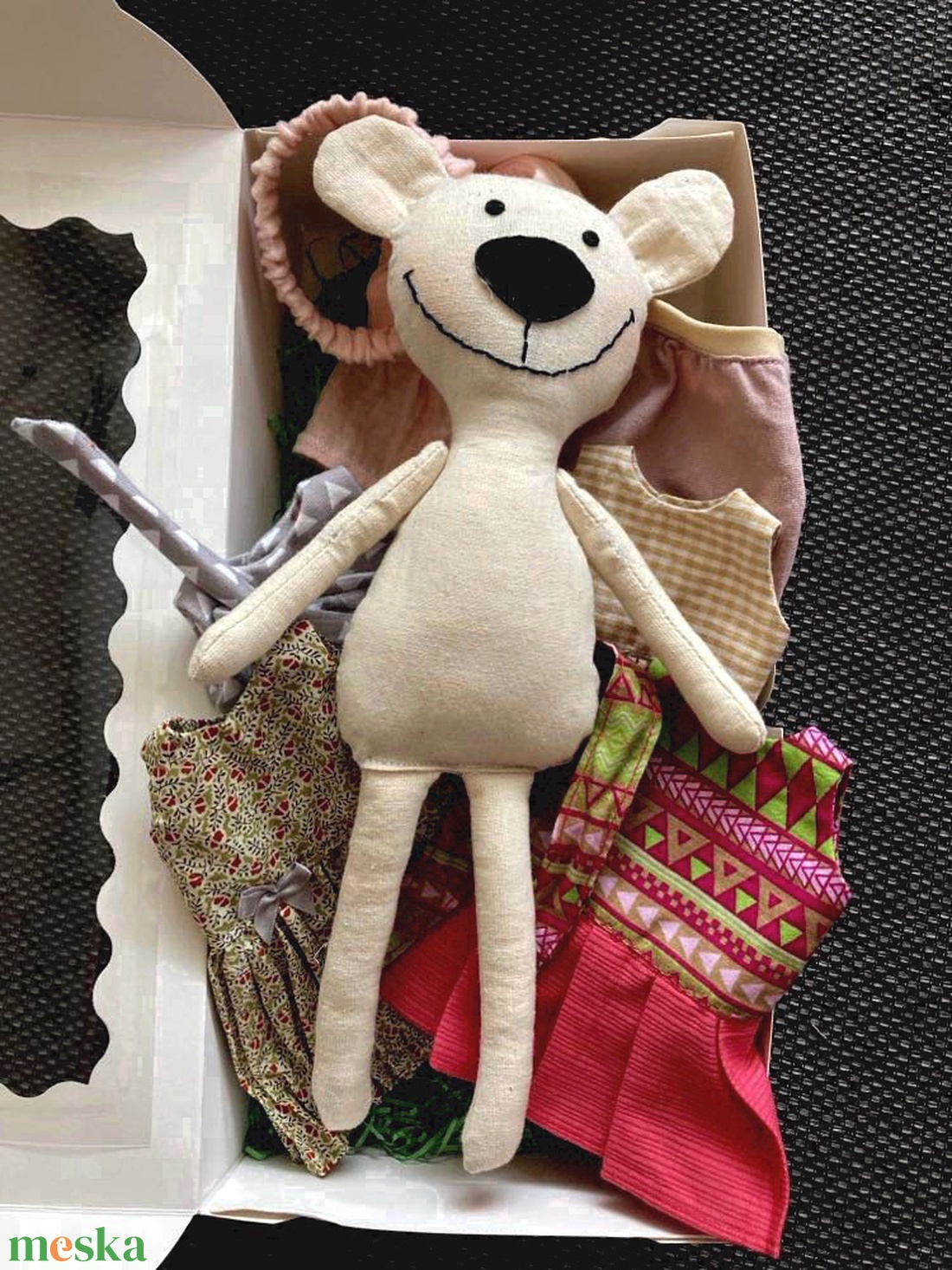 Öltöztethető textil maci! - otthon & életmód - dekoráció - fali és függő dekoráció - falra akasztható dekor - Meska.hu Öltöztethető textil maci! - otthon & életmód - dekoráció - fali és függő dekoráció - falra akasztható dekor - Meska.hu