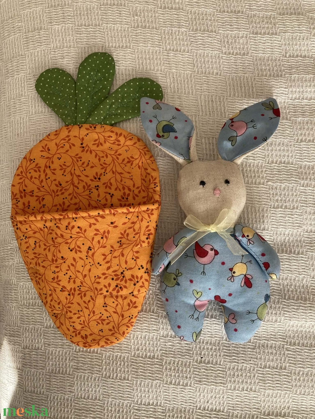 Maroknyuszi  répa pólyába. - baba - mama - baba játékok - szundikendő, alvóka - Meska.hu