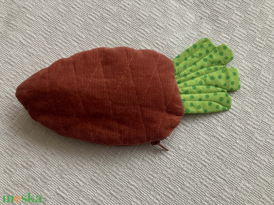 Répa házikó. - játék & sport - plüssállat & játékfigura - nyuszi - Meska.hu