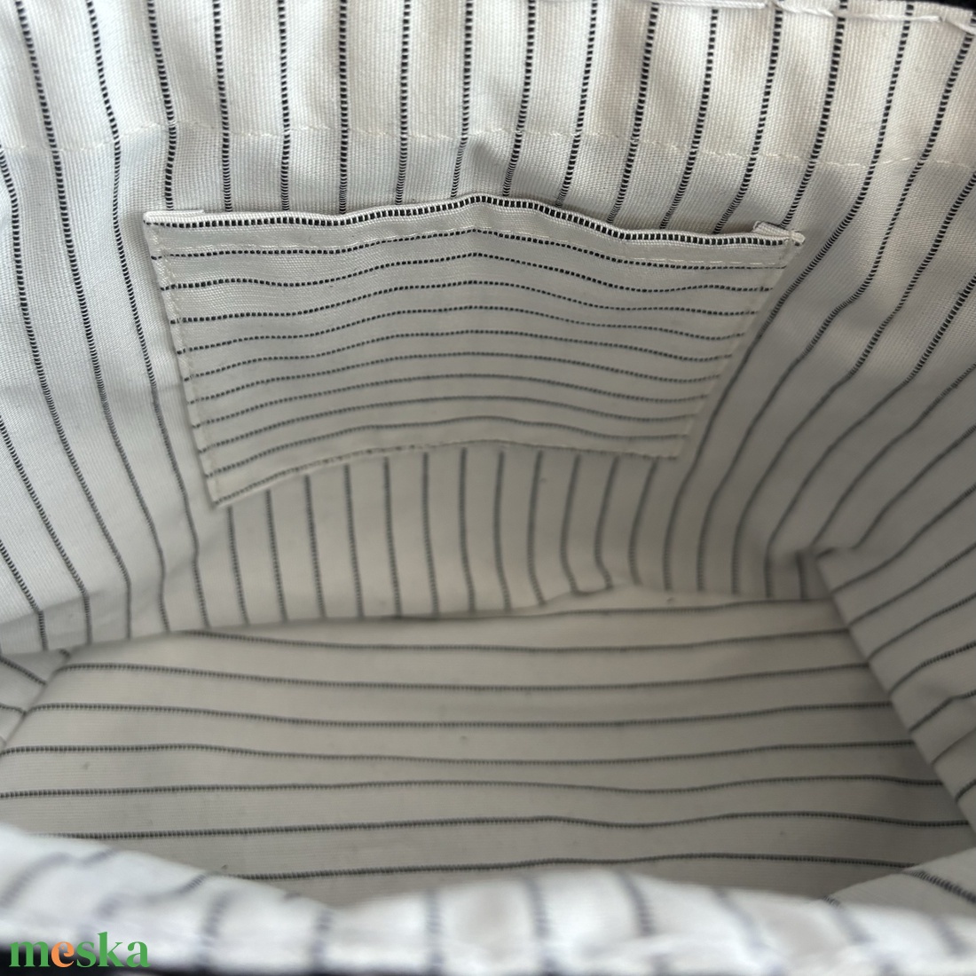 Mia fekete horgolt táska, horgolt oldaltáska, kézitáska béléssel, belső zsebbel - táska & tok - kézitáska & válltáska - válltáska - Meska.hu Mia fekete horgolt táska, horgolt oldaltáska, kézitáska béléssel, belső zsebbel - táska & tok - kézitáska & válltáska - válltáska - Meska.hu