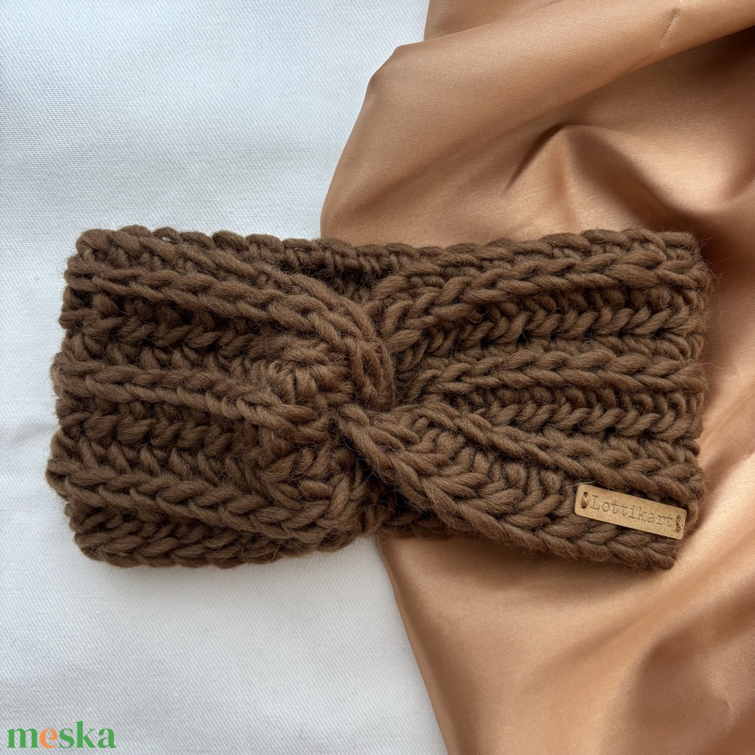 Lottikart fülmelegítő- fahéj barna horgolt fülmelegítő, fejpánt - ruha & divat - sál, sapka, kendő - fejpánt - Meska.hu Lottikart fülmelegítő- fahéj barna horgolt fülmelegítő, fejpánt - ruha & divat - sál, sapka, kendő - fejpánt - Meska.hu