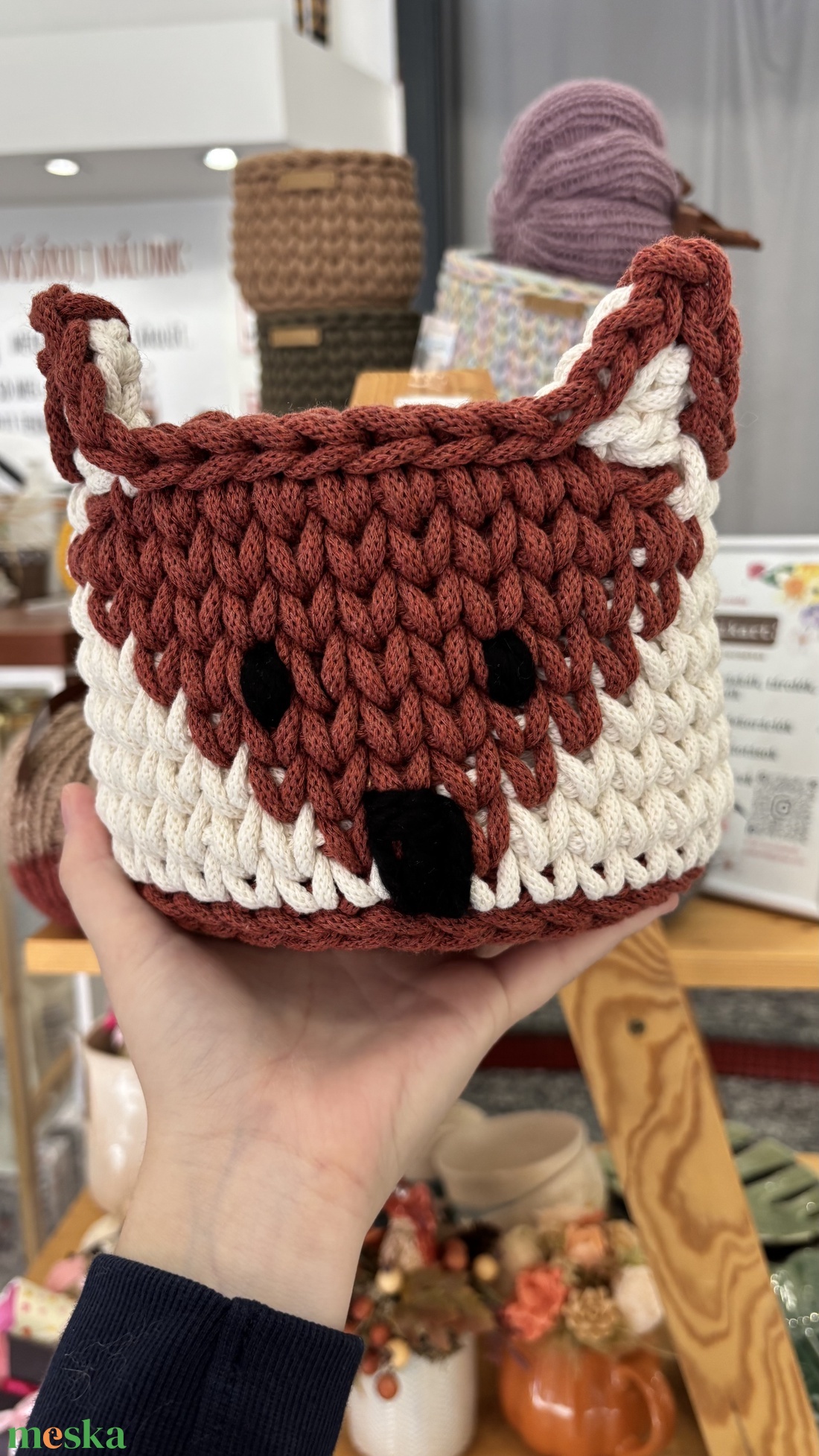 Rókás horgolt tároló, kosár tégla bordó és ekrü színben, horgolt állatos tároló  - otthon & életmód - tárolás & rendszerezés - tárolókosár - Meska.hu Rókás horgolt tároló, kosár tégla bordó és ekrü színben, horgolt állatos tároló  - otthon & életmód - tárolás & rendszerezés - tárolókosár - Meska.hu