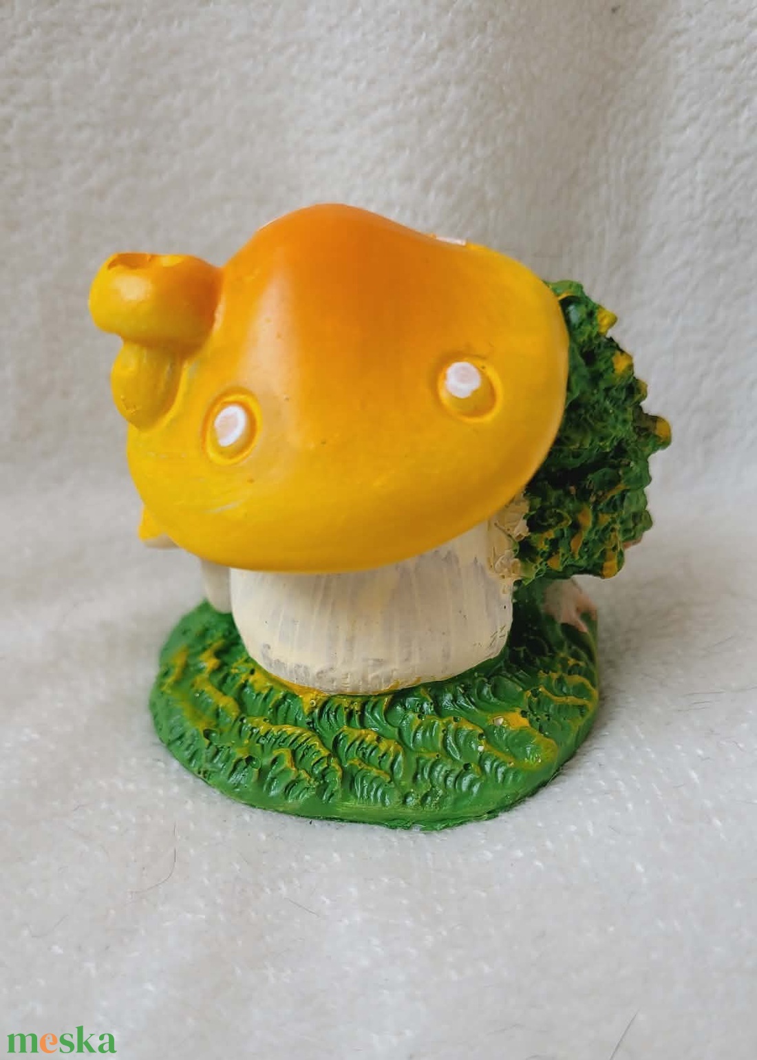 Mesebeli gombaházikó tündérkertbe (piros és sárga) - otthon & életmód - dekoráció - dekoratív figurák és szobrok - Meska.hu