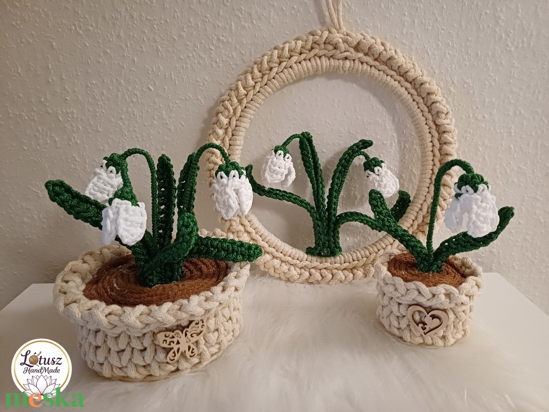 Horgolt hóvirág kaspóban - otthon & életmód - virágdekoráció - virágdíszek - asztali virágdísz - Meska.hu