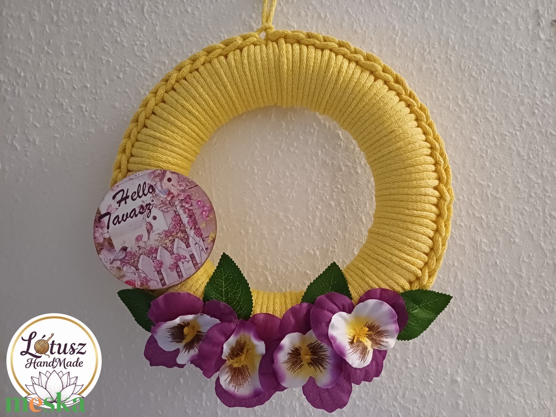 Horgolt tavaszi ajtódísz - otthon & életmód - dekoráció - ajtó- és ablak dekoráció - ajtódísz & kopogtató - Meska.hu