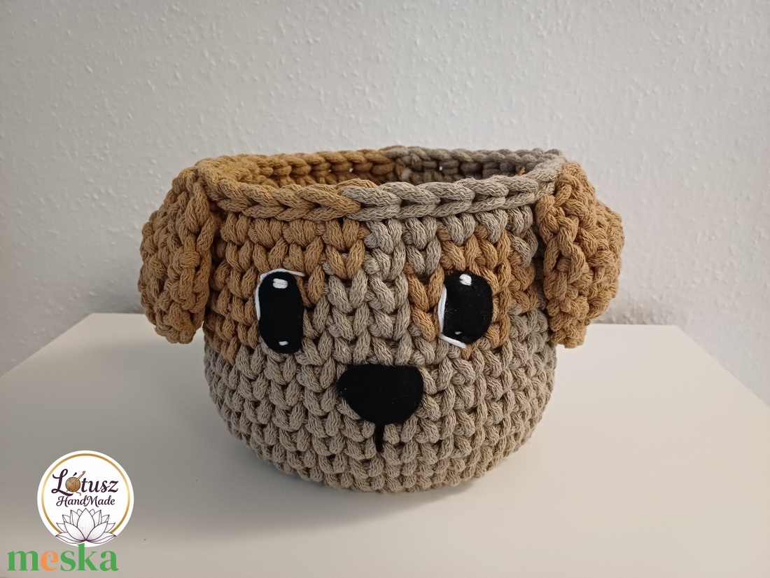 Horgolt kutyás tároló -  - Meska.hu