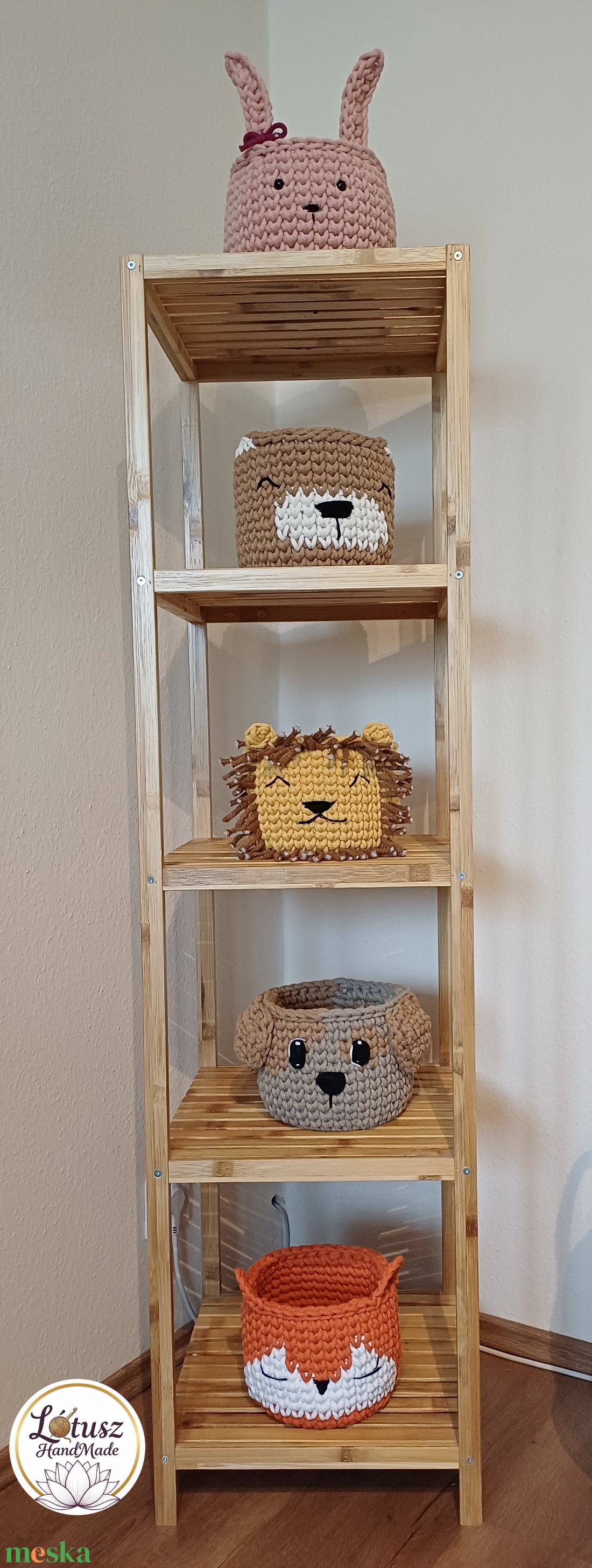 Horgolt kutyás tároló -  - Meska.hu