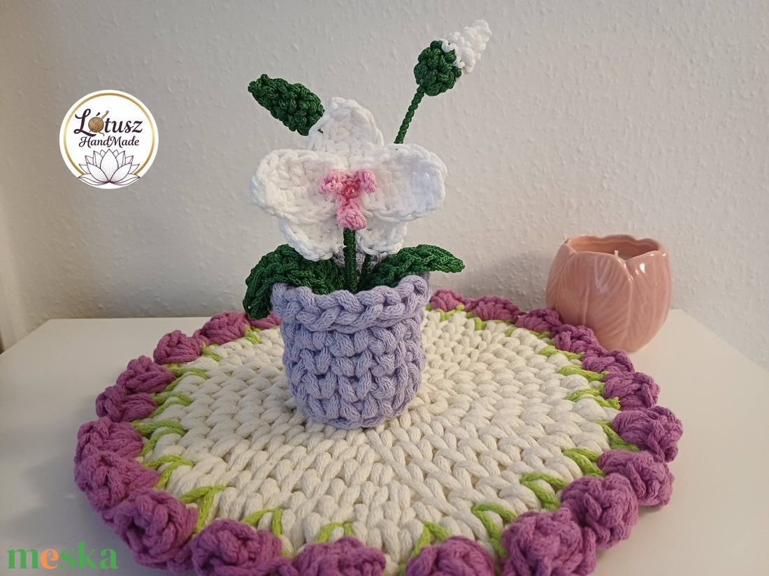 Horgolt orchidea - otthon & életmód - virágdekoráció - virágdíszek - asztali virágdísz - Meska.hu