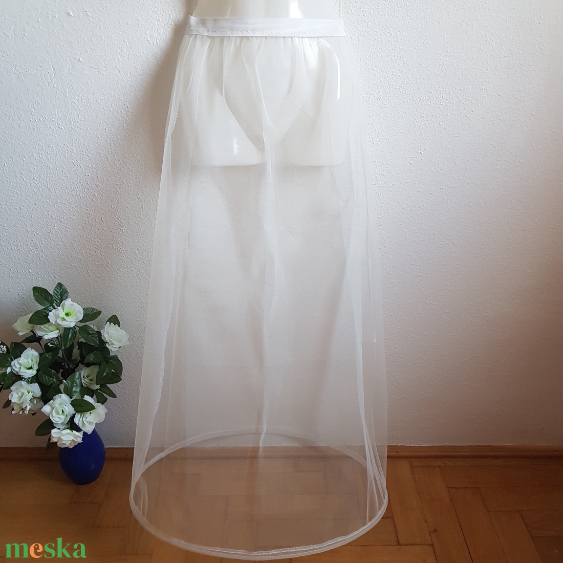 Ekrü színű 1 karikás alsószoknya, abroncs, lépéskönnyítő - 100cm feletti - esküvő - ruha - menyasszonyi ruha - Meska.hu Ekrü színű 1 karikás alsószoknya, abroncs, lépéskönnyítő - 100cm feletti - esküvő - ruha - menyasszonyi ruha - Meska.hu