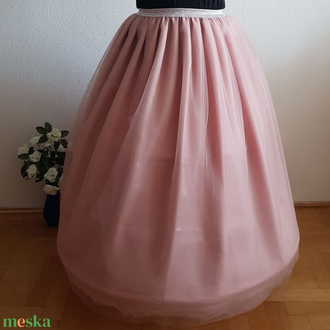 Púder tüll szoknya, alkalmi / menyecske hosszú, maxi szoknya csillogós derékkal - esküvő - ruha - menyasszonyi ruha - Meska.hu Púder tüll szoknya, alkalmi / menyecske hosszú, maxi szoknya csillogós derékkal - esküvő - ruha - menyasszonyi ruha - Meska.hu