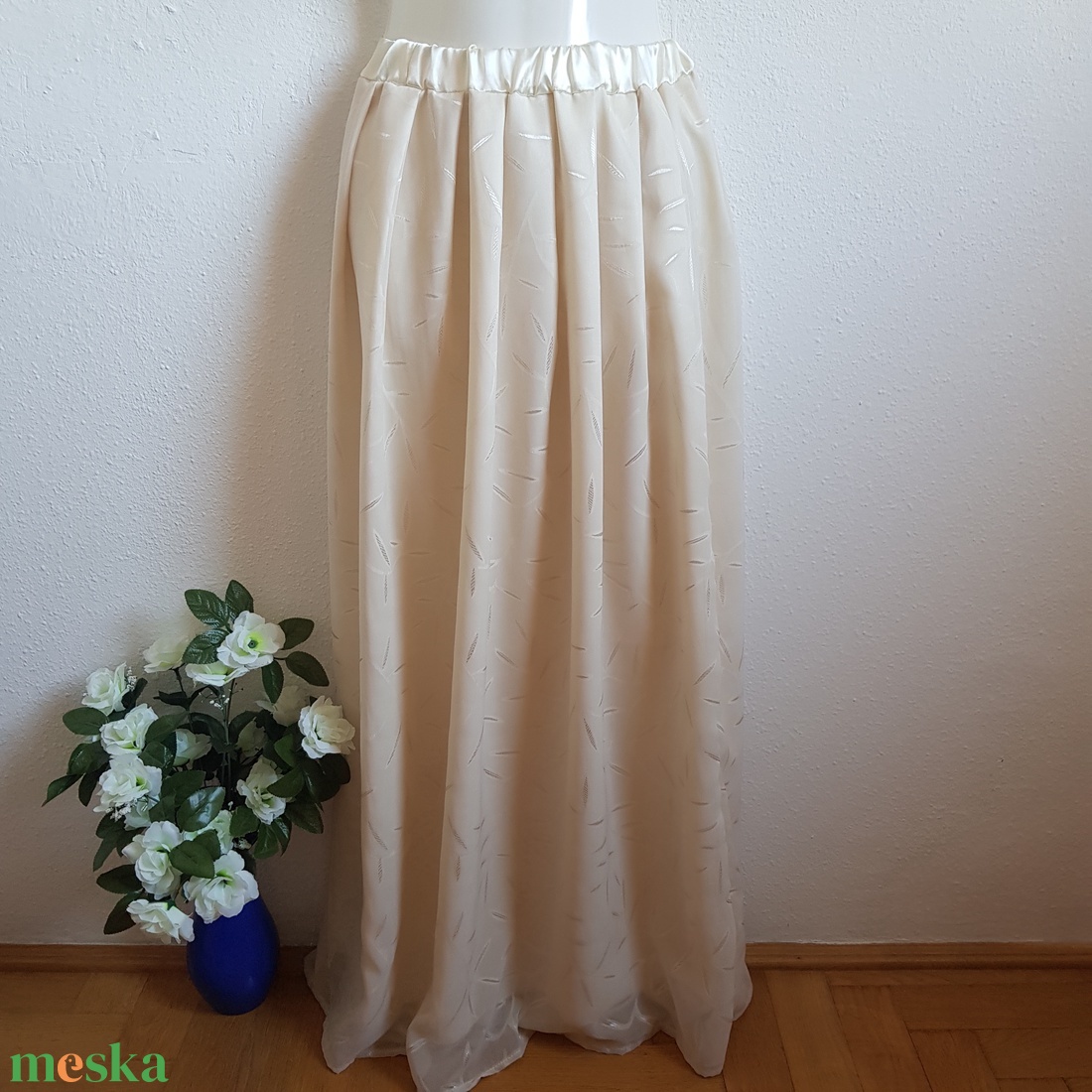 Ekrü színű, hímzett muszlin szoknya, menyasszonyi maxi szoknya - esküvő - ruha - menyasszonyi ruha - Meska.hu Ekrü színű, hímzett muszlin szoknya, menyasszonyi maxi szoknya - esküvő - ruha - menyasszonyi ruha - Meska.hu